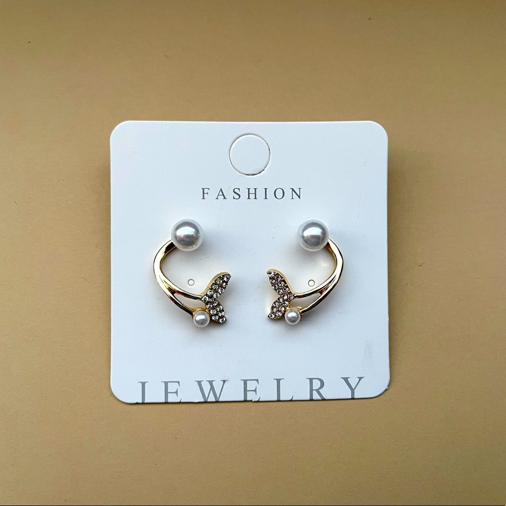 Women Faux Pearl & Rhinestone Earrings